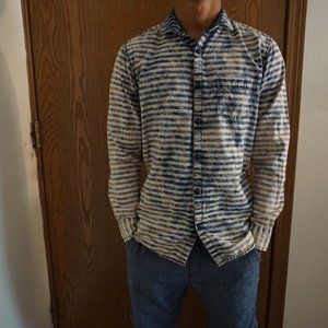 Multicolor button-up